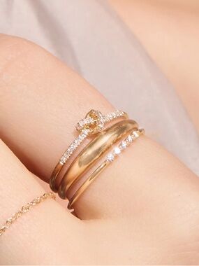 Catbird Poet’s Knot Diamond Ring 14K solid gold Pretzel ring size 5